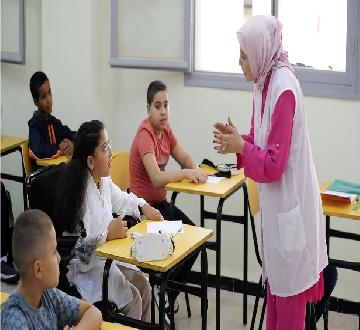 الحكومة المصرية تقرر رفع الحد الأدني لأجور للمعلمين  